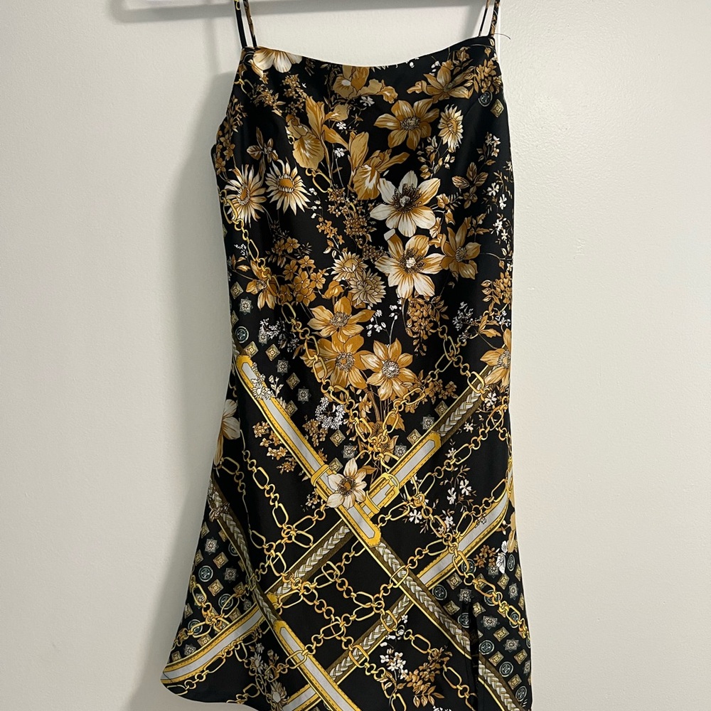 Floral and Chain Pattern Skirt